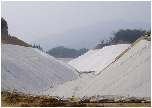 超大型专用午夜神马福利膜气胀设备解决砂砾地基问题
