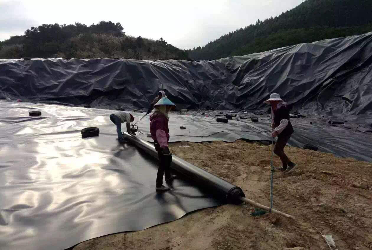 寒冷地区渠道防渗侧重点及防渗模式有哪几种？