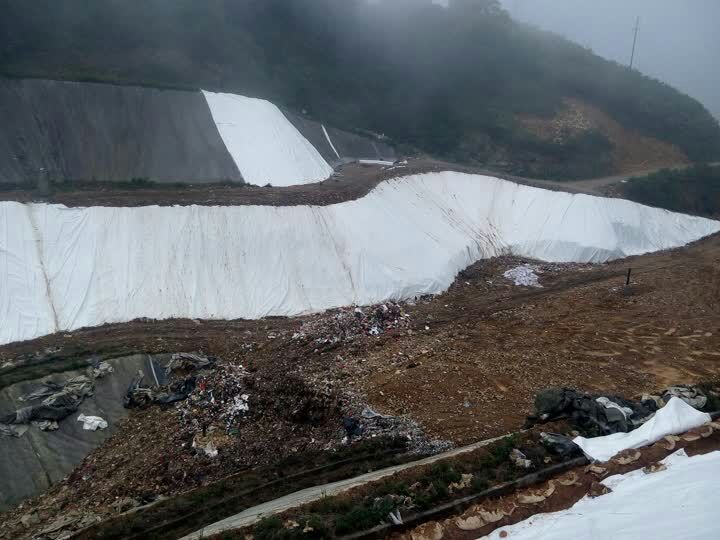 固体废物填埋场在铺设HDPE午夜神马福利膜前要经理哪三个阶段？