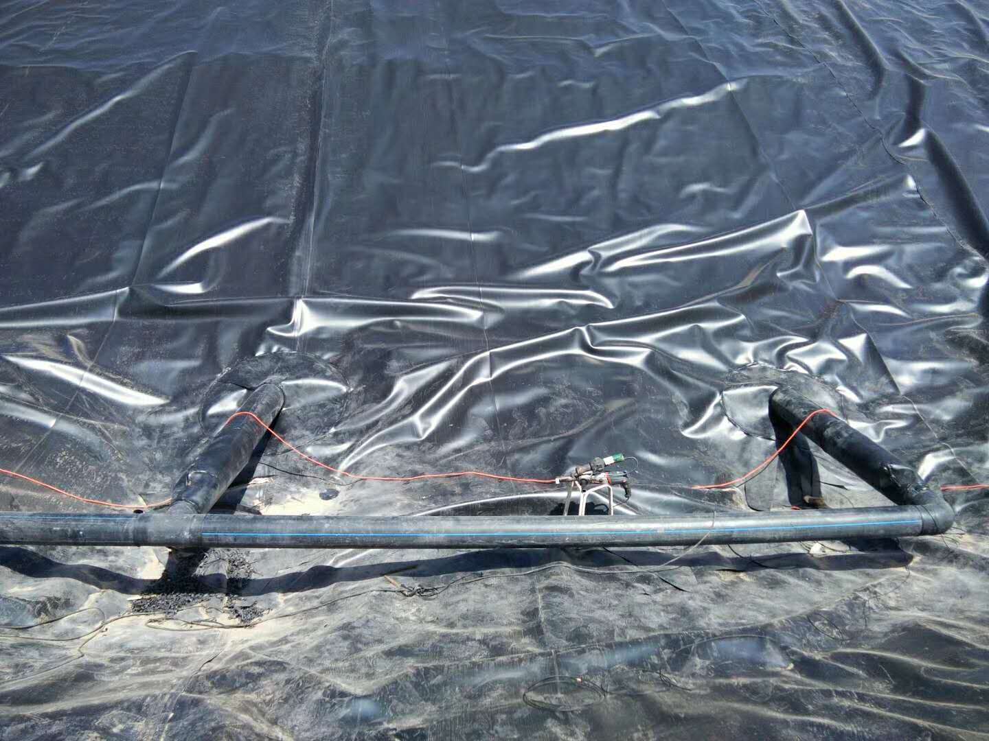 厚度为2.0mm的午夜神马福利膜屈服强度和断裂强度