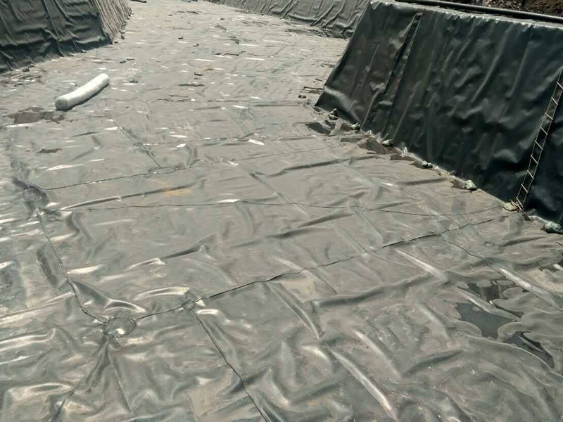 污水蒸发池的设计及施工包括哪些部分？