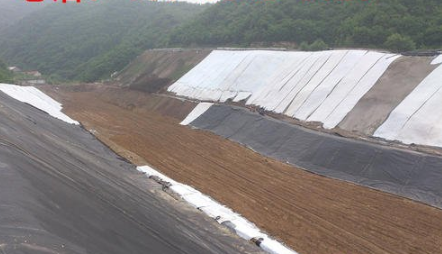 常用的防渗处理措施主要是防渗墙防渗、灌浆防渗和新材料防渗